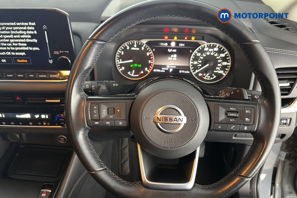 Nissan Qashqai N-Connecta Automatic Petrol SUV - Stock Number (1673155) - 2nd supplementary image