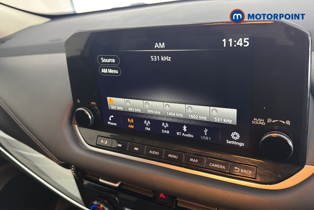 Nissan Qashqai N-Connecta Automatic Petrol SUV - Stock Number (1673155) - 8th supplementary image