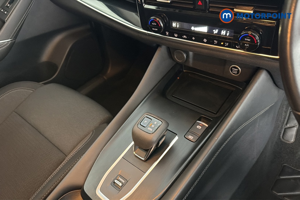 Nissan Qashqai N-Connecta Automatic Petrol SUV - Stock Number (1673155) - 15th supplementary image