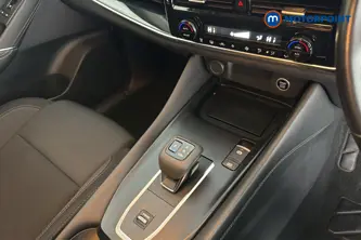 Nissan Qashqai N-Connecta Automatic Petrol SUV - Stock Number (1673155) - 15th supplementary image