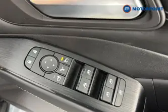 Nissan Qashqai N-Connecta Automatic Petrol SUV - Stock Number (1673155) - 19th supplementary image