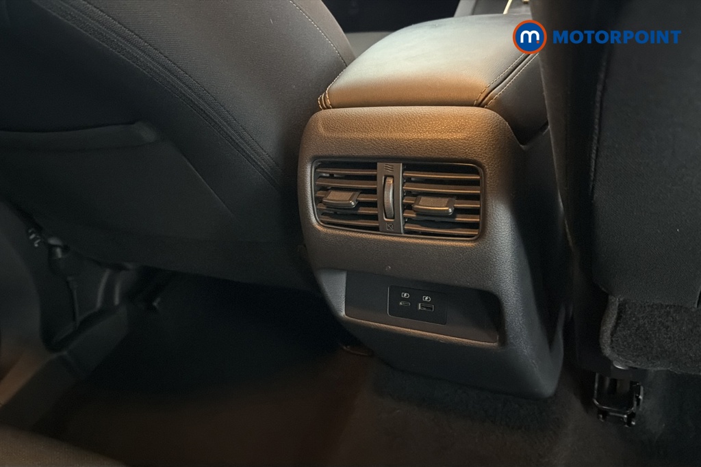 Nissan Qashqai N-Connecta Automatic Petrol SUV - Stock Number (1673155) - 28th supplementary image