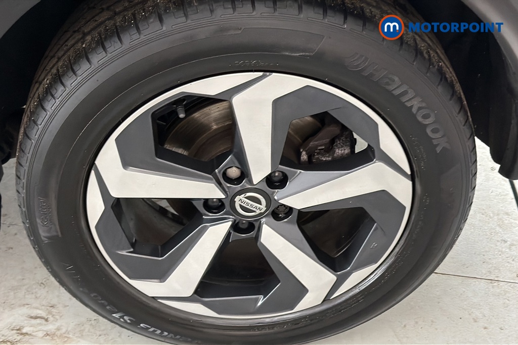 Nissan Qashqai N-Connecta Automatic Petrol SUV - Stock Number (1673155) - 45th supplementary image