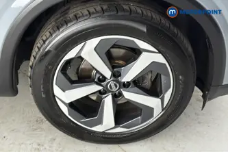 Nissan Qashqai N-Connecta Automatic Petrol SUV - Stock Number (1673155) - 47th supplementary image