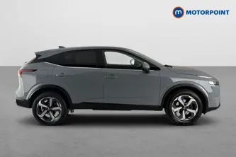 Nissan Qashqai N-Connecta Automatic Petrol SUV - Stock Number (1673155) - Passenger side