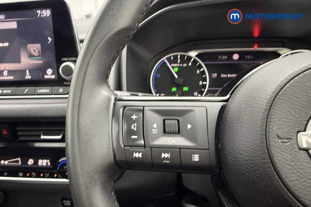 Nissan Qashqai Acenta Premium Automatic Petrol-Electric Hybrid SUV - Stock Number (1674029) - 8th supplementary image