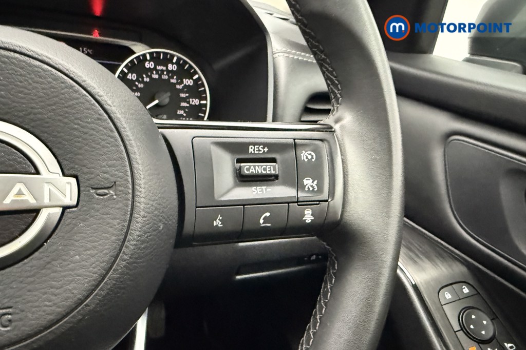 Nissan Qashqai Acenta Premium Automatic Petrol-Electric Hybrid SUV - Stock Number (1674029) - 9th supplementary image