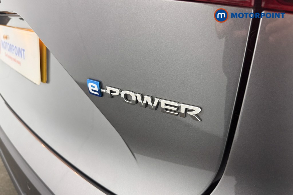 Nissan Qashqai Acenta Premium Automatic Petrol-Electric Hybrid SUV - Stock Number (1674029) - 21st supplementary image