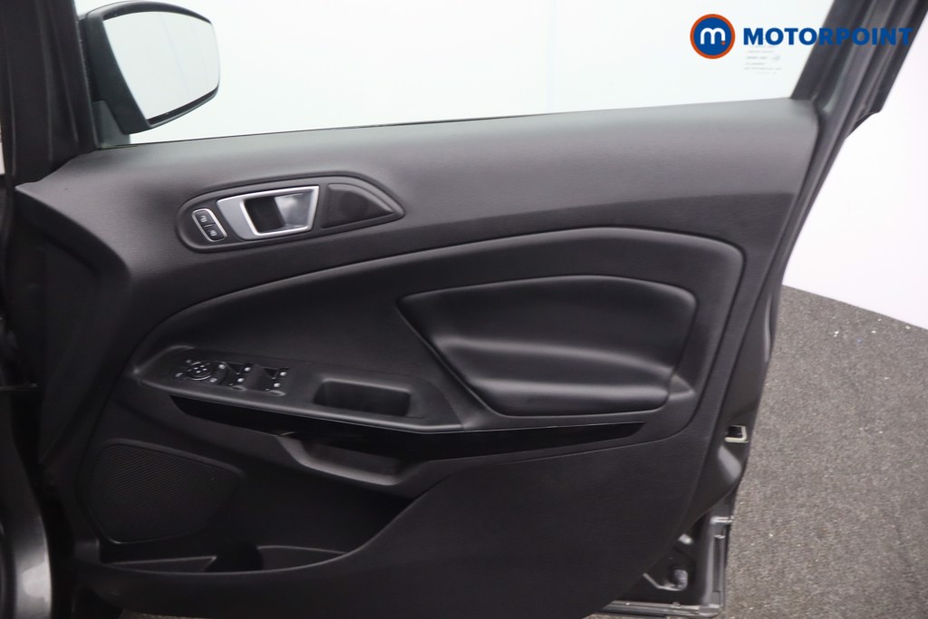 Ford Ecosport St-Line Manual Petrol SUV - Stock Number (1674393) - 9th supplementary image