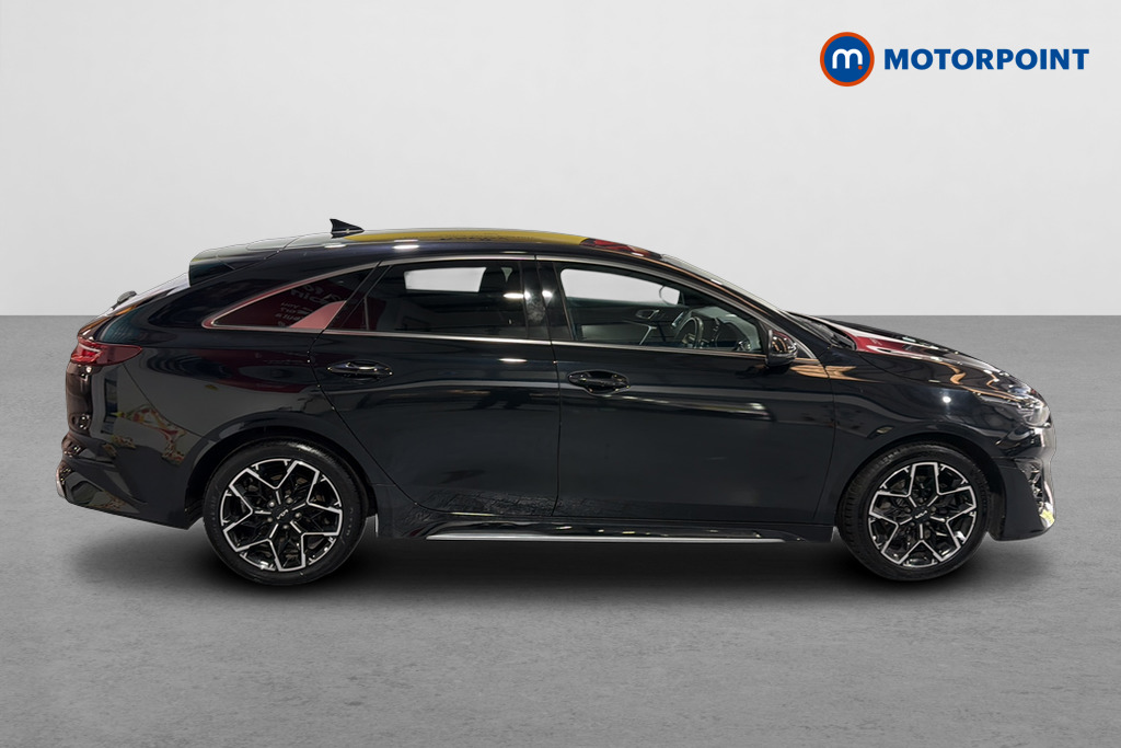 KIA Pro Ceed Gt-Line Manual Petrol Estate - Stock Number (1674949) - Passenger side