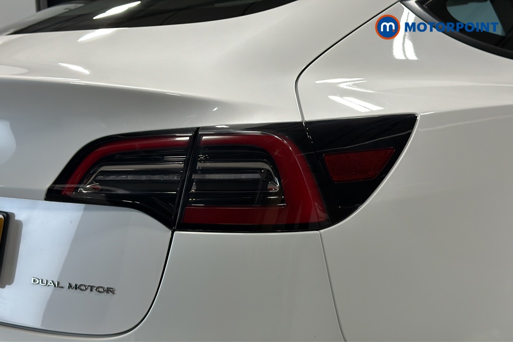 Tesla Model 3 Long Range Automatic Electric Saloon - Stock Number (1675022) - 36th supplementary image