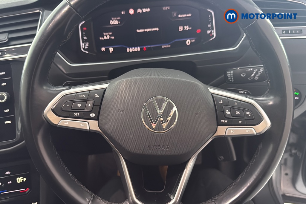 Volkswagen Tiguan Allspace Life Automatic Petrol SUV - Stock Number (1675756) - 2nd supplementary image