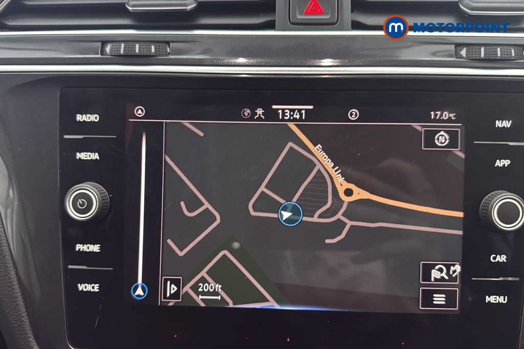 Volkswagen Tiguan Allspace Life Automatic Petrol SUV - Stock Number (1675756) - 9th supplementary image
