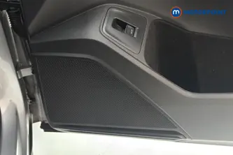 Volkswagen Tiguan Allspace Life Automatic Petrol SUV - Stock Number (1675756) - 21st supplementary image