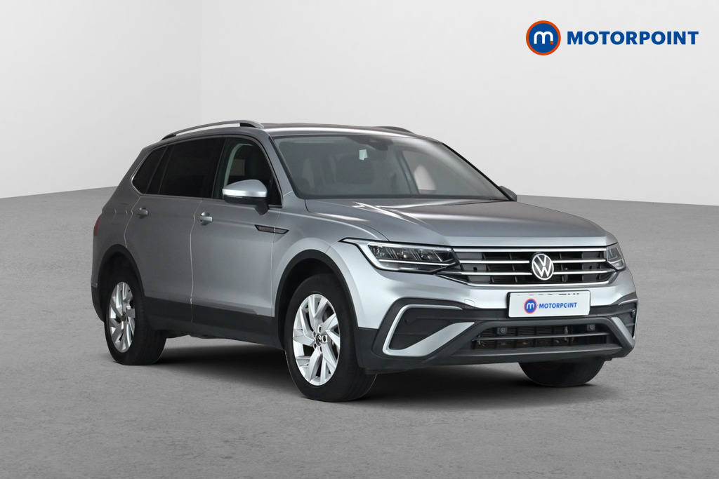 Volkswagen Tiguan Allspace Life Automatic Petrol SUV - Stock Number (1675756) - Drivers side front corner