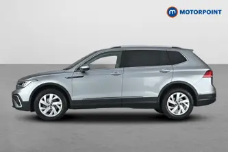 Volkswagen Tiguan Allspace Life Automatic Petrol SUV - Stock Number (1675756) - Drivers side