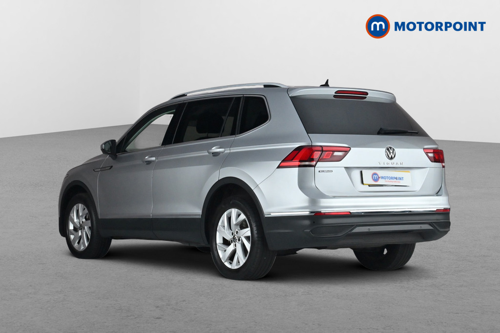Volkswagen Tiguan Allspace Life Automatic Petrol SUV - Stock Number (1675756) - Drivers side rear corner