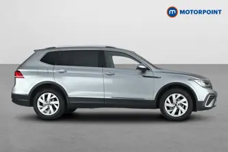 Volkswagen Tiguan Allspace Life Automatic Petrol SUV - Stock Number (1675756) - Passenger side