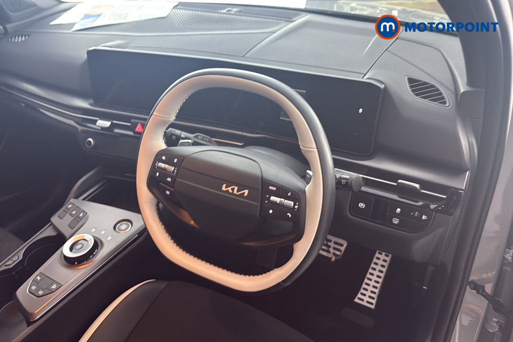 KIA Sportage Gt-Line Automatic Petrol-Electric Hybrid SUV - Stock Number (1676007) - 1st supplementary image