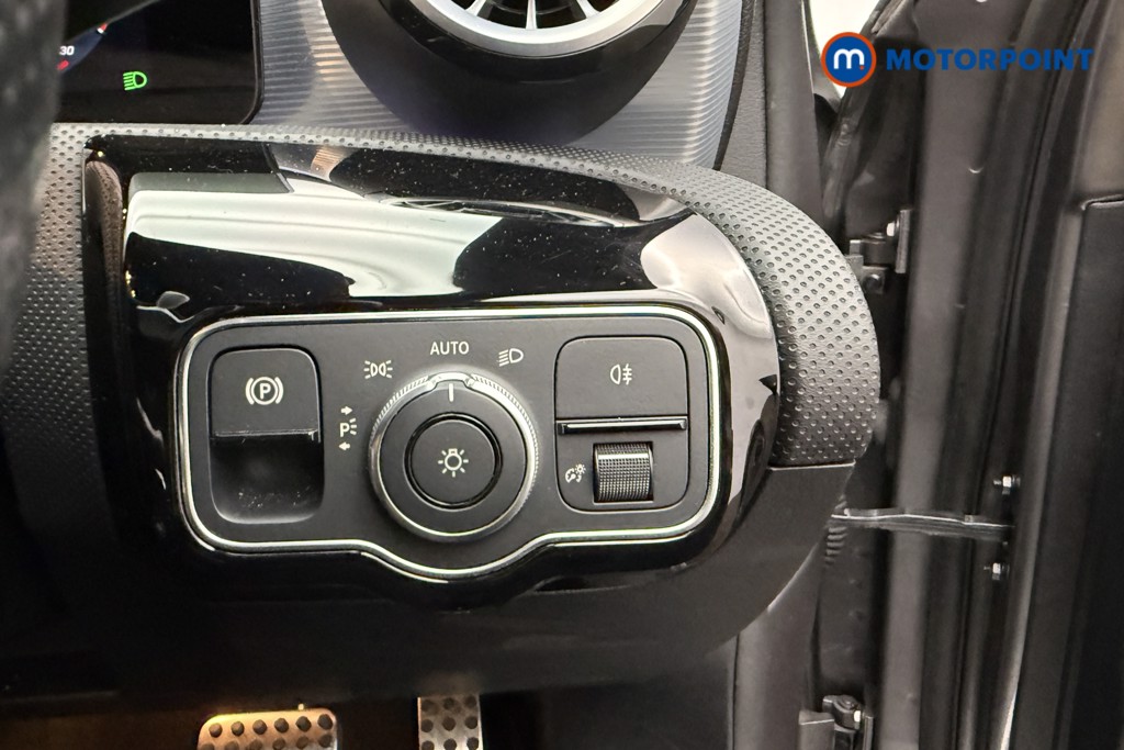 Mercedes-Benz A Class Amg Line Automatic Petrol Hatchback - Stock Number (1676071) - 20th supplementary image