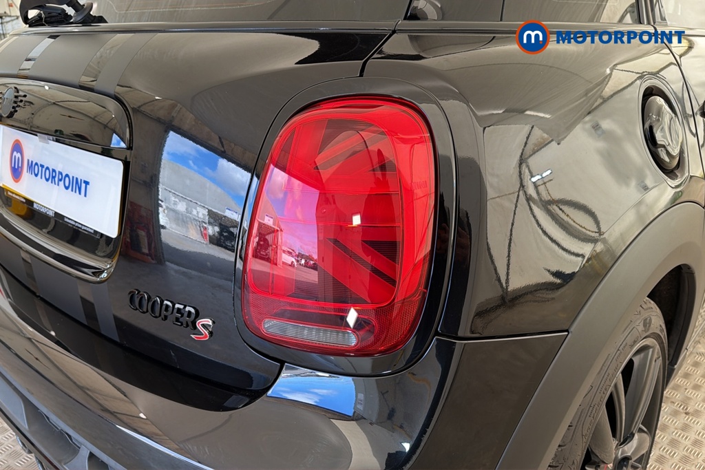 Mini Hatchback Cooper S Sport Automatic Petrol Hatchback - Stock Number (1676184) - 36th supplementary image