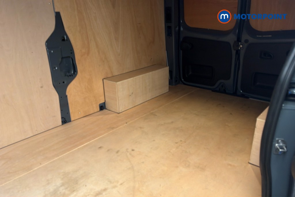Renault Trafic Extra Sport Manual Diesel Panel Van - Stock Number (1676230) - 11th supplementary image