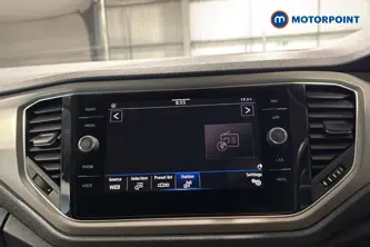 Volkswagen T-Roc SE Manual Petrol SUV - Stock Number (1676380) - 8th supplementary image