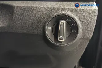 Volkswagen T-Roc SE Manual Petrol SUV - Stock Number (1676380) - 11th supplementary image