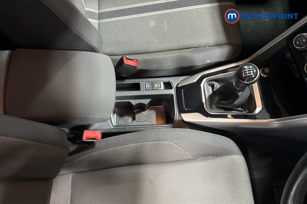 Volkswagen T-Roc SE Manual Petrol SUV - Stock Number (1676380) - 15th supplementary image