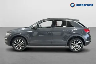 Volkswagen T-Roc SE Manual Petrol SUV - Stock Number (1676380) - Drivers side