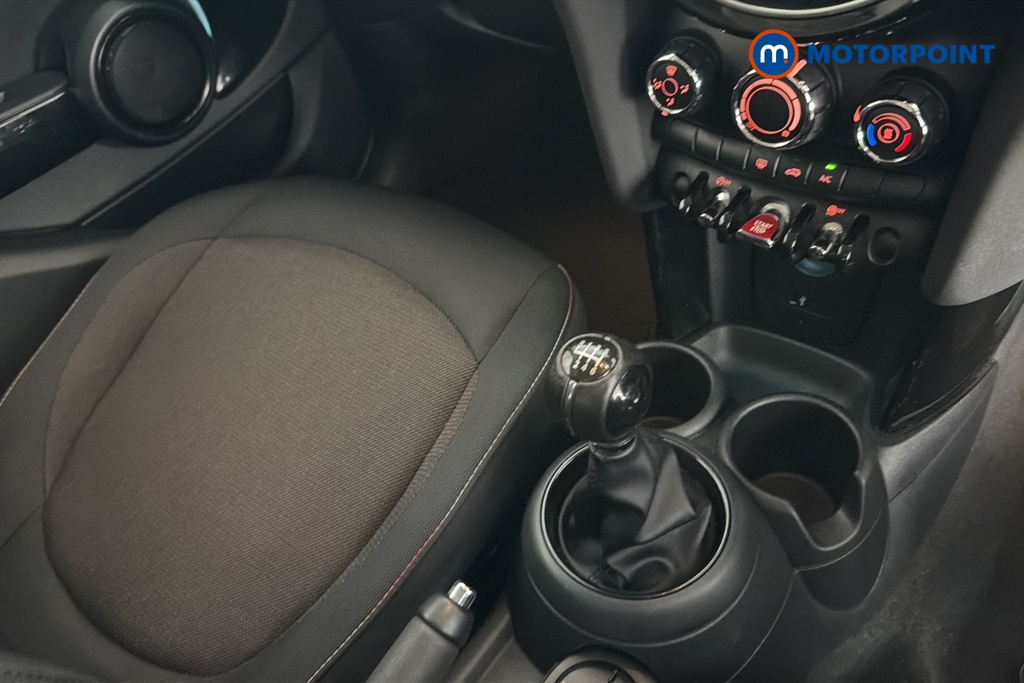 Mini Hatchback Cooper Classic Manual Petrol Hatchback - Stock Number (1676443) - 15th supplementary image