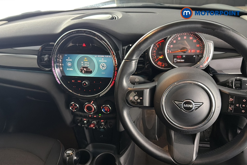 Mini Hatchback Cooper Classic Manual Petrol Hatchback - Stock Number (1676443) - 1st supplementary image