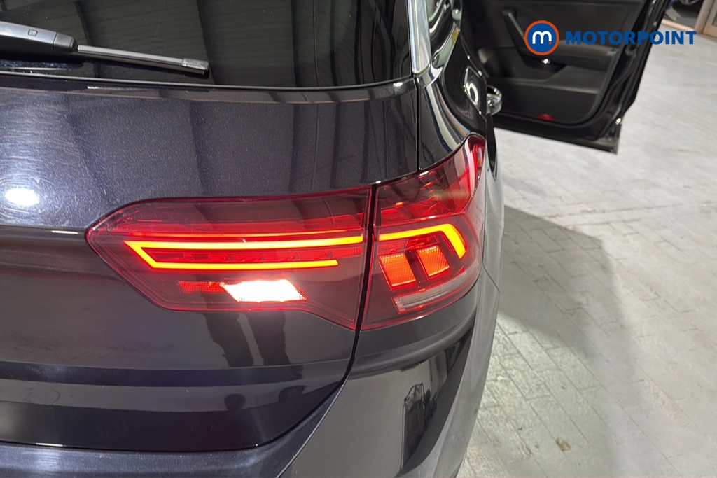 Volkswagen T-Roc SEL Automatic Petrol SUV - Stock Number (1676450) - 36th supplementary image