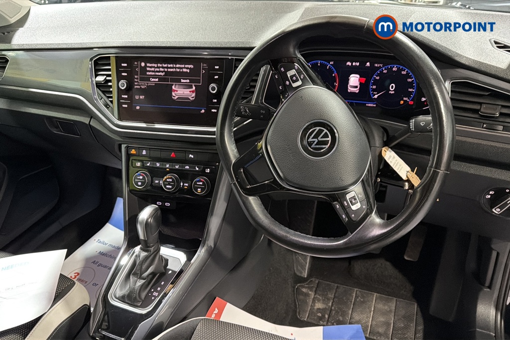 Volkswagen T-Roc SEL Automatic Petrol SUV - Stock Number (1676450) - 1st supplementary image