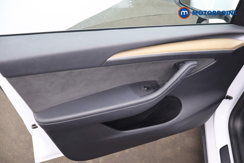 Tesla Model Y Long Range Automatic Electric SUV - Stock Number (1676593) - 34th supplementary image