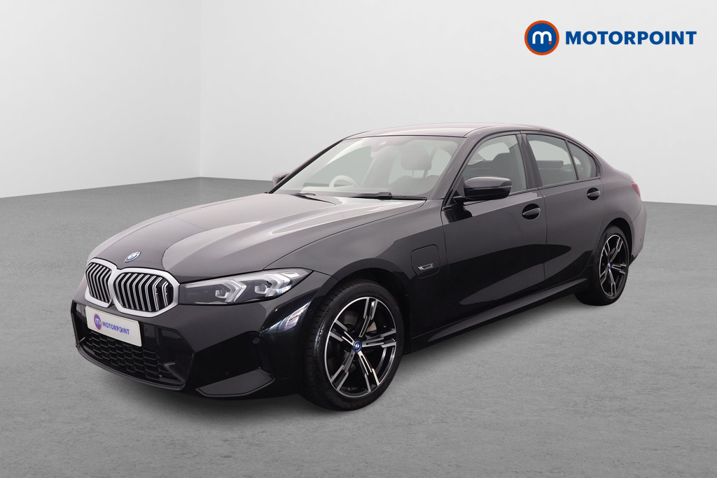 BMW 3 Series M Sport Automatic Petrol Plug-In Hybrid Saloon - Stock Number (1676610) - Passenger side front corner