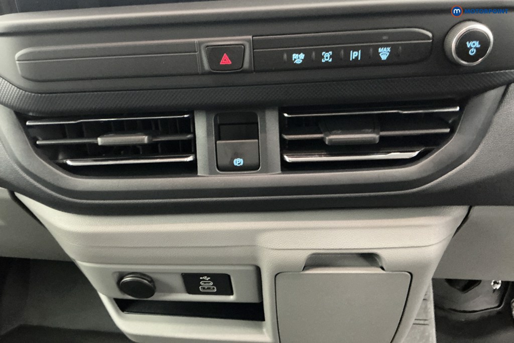 Ford Transit Custom Limited Automatic Electric Panel Van - Stock Number (1676633) - 14th supplementary image