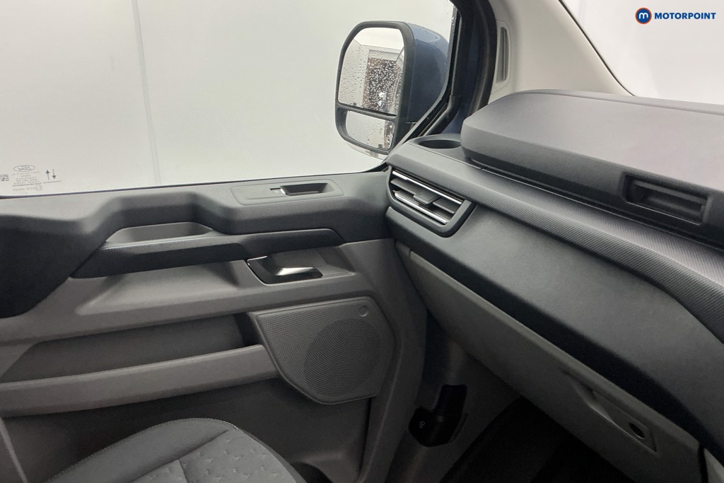 Ford Transit Custom Limited Automatic Electric Panel Van - Stock Number (1676633) - 17th supplementary image