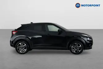 Nissan Juke N-Connecta Manual Petrol SUV - Stock Number (1676775) - Drivers side