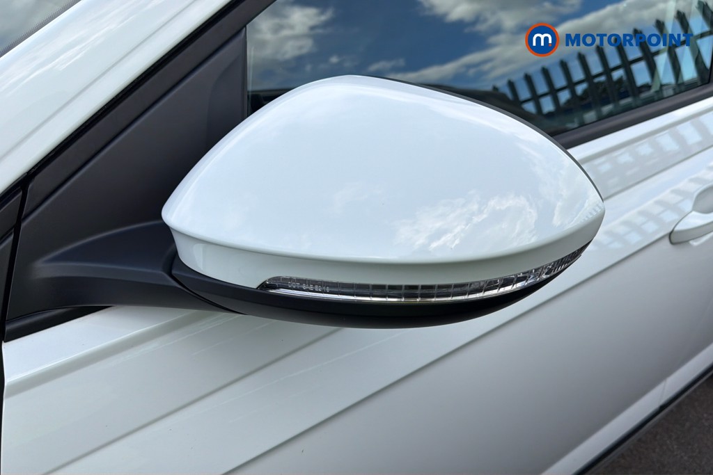 Volkswagen Taigo Life Manual Petrol SUV - Stock Number (1676784) - 19th supplementary image