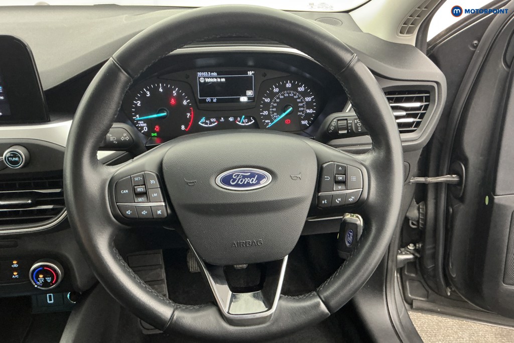 Ford Focus Zetec Manual Petrol Hatchback - Stock Number (1677120) - 6th supplementary image