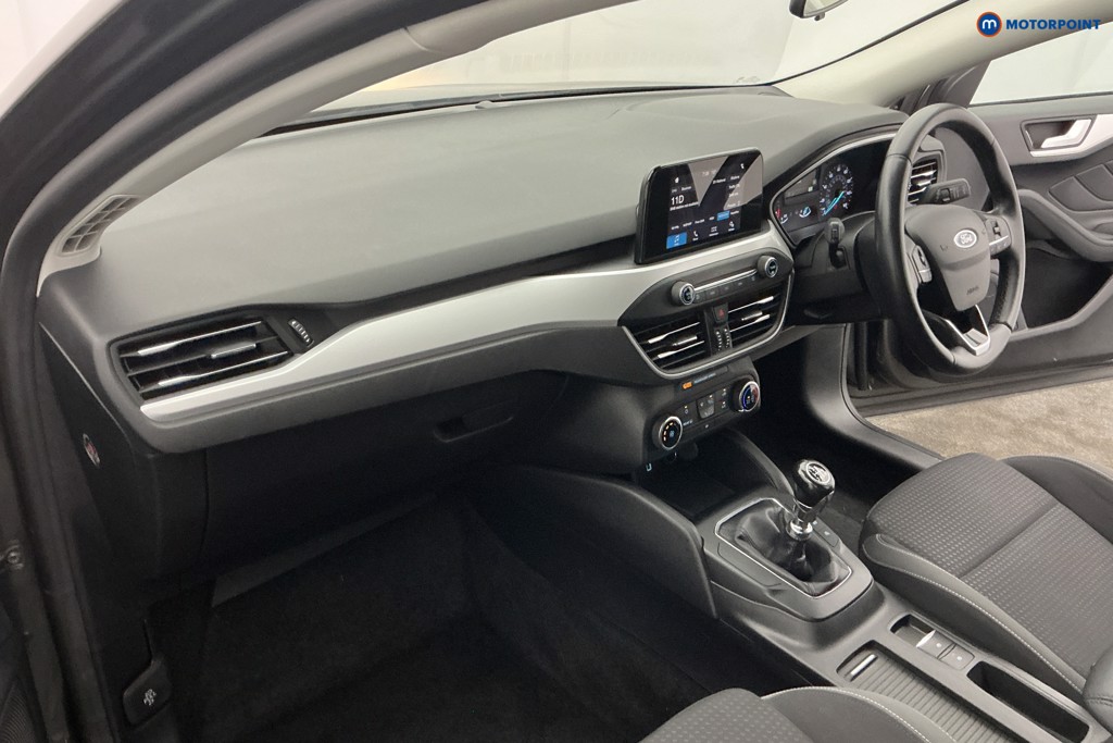 Ford Focus Zetec Manual Petrol Hatchback - Stock Number (1677120) - 9th supplementary image