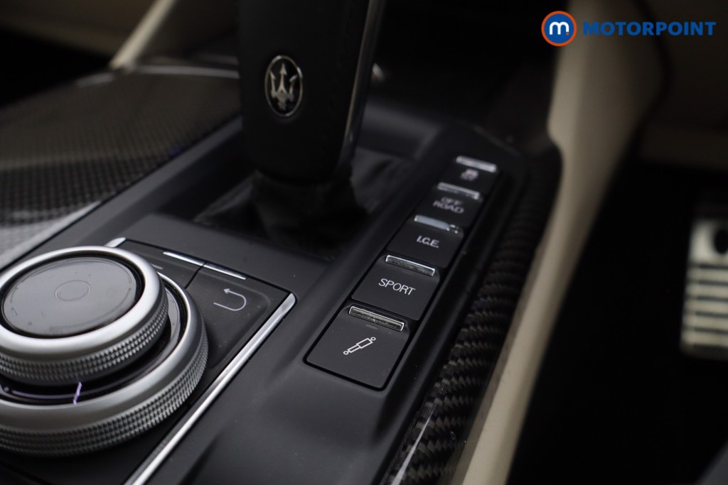 Maserati Levante Granlusso Automatic Diesel SUV - Stock Number (1677134) - 8th supplementary image