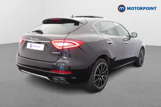 Maserati Levante Granlusso Automatic Diesel SUV - Stock Number (1677134) - Drivers side rear corner