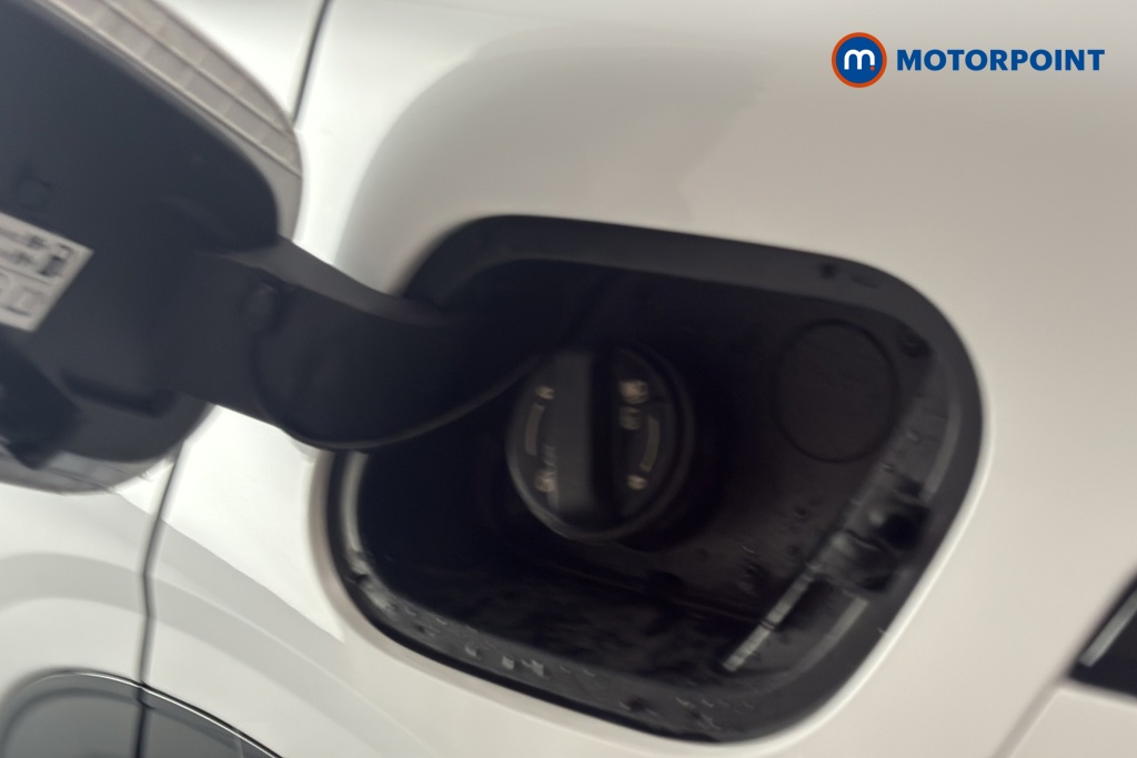 KIA Sportage Gt-Line Automatic Petrol-Electric Hybrid SUV - Stock Number (1677215) - 41st supplementary image