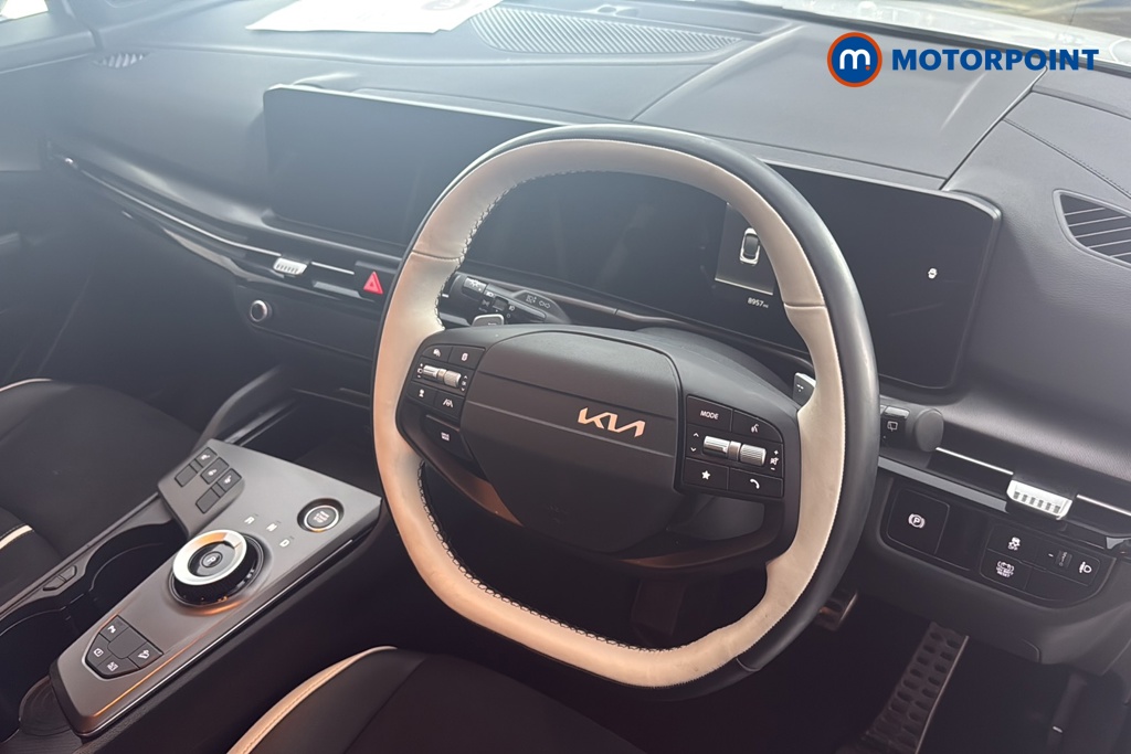 KIA Sportage Gt-Line Automatic Petrol-Electric Hybrid SUV - Stock Number (1677215) - 1st supplementary image