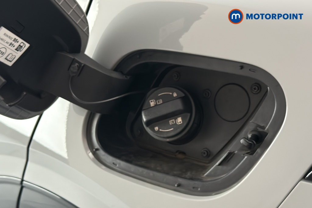 KIA Sportage Gt-Line Automatic Petrol-Electric Hybrid SUV - Stock Number (1677752) - 41st supplementary image