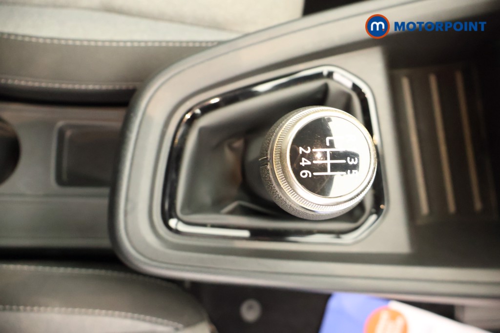 Renault Clio Evolution Manual Petrol Hatchback - Stock Number (1677839) - 15th supplementary image