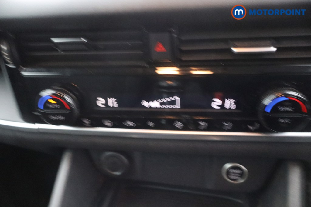 Nissan Qashqai Acenta Premium Manual Petrol SUV - Stock Number (1678143) - 16th supplementary image