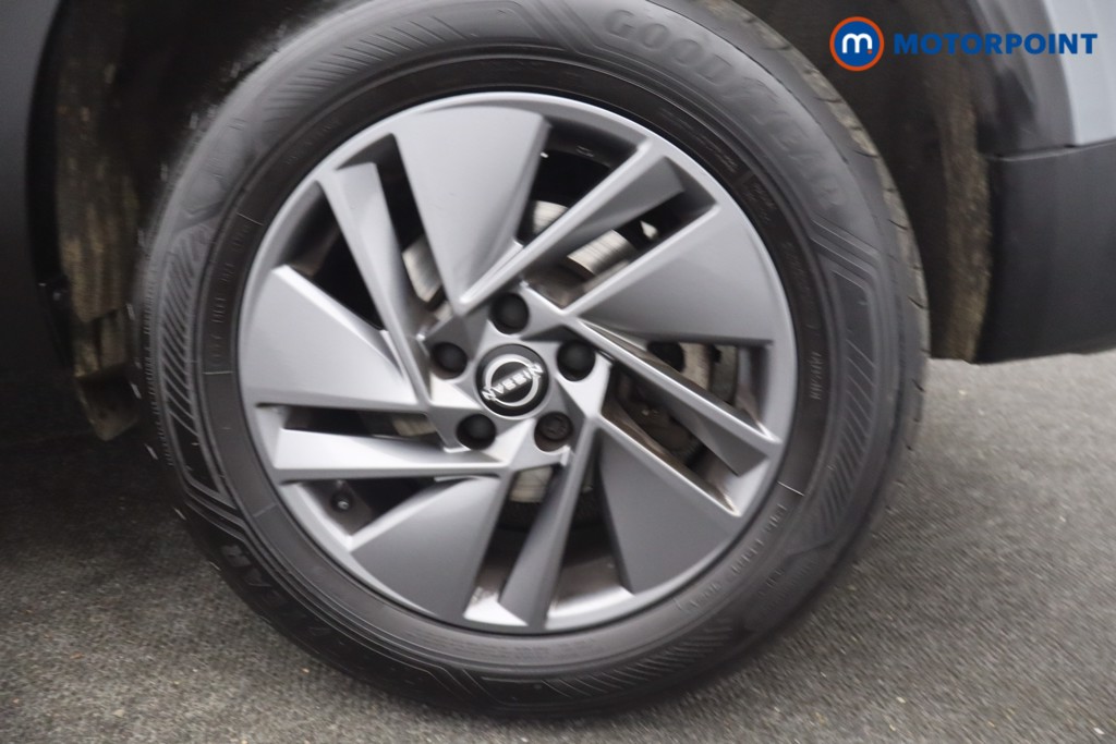 Nissan Qashqai Acenta Premium Manual Petrol SUV - Stock Number (1678143) - 27th supplementary image